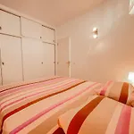 Ocean View Apartment! Pool! Parking! Cs123 *