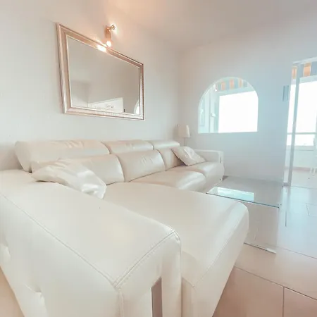 Apartment Ocean View Apartment! Pool! Parking! Cs123