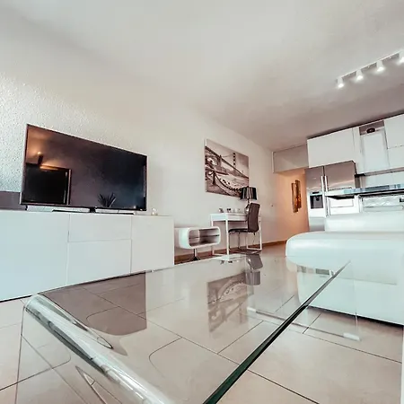 Lejlighed Ocean View Apartment! Pool! Parking! Cs123 *
