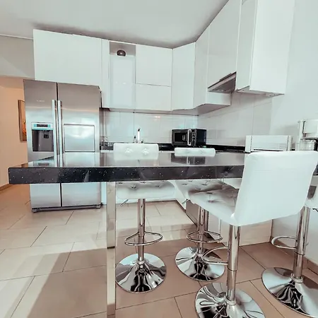 Ocean View Apartment! Pool! Parking! Cs123 Daire Callao Salvaje