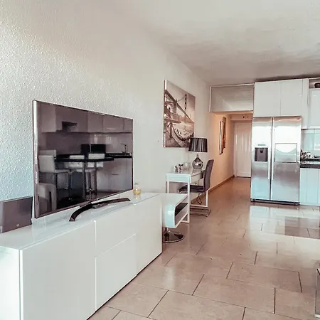 Ocean View Apartment! Pool! Parking! Cs123 * Callao Salvaje