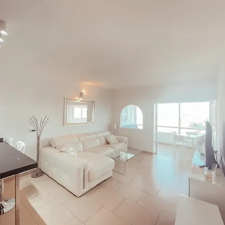 Ocean View Apartment! Pool! Parking! Cs123 Apartament