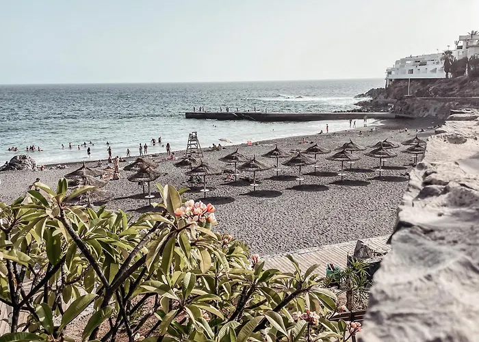 Ocean View Apartment! Pool! Parking! Cs123