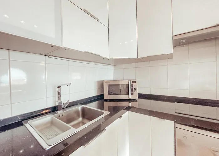 Ocean View Apartment! Pool! Parking! Cs123 Appartamento *