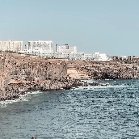 Ocean View Apartment! Pool! Parking! Cs123