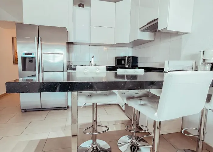 Ocean View Apartment! Pool! Parking! Cs123 Appartement Callao Salvaje